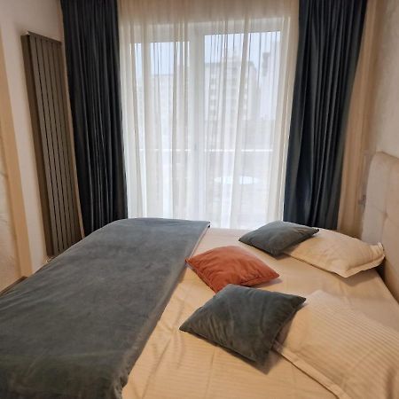 Livia Apartment Navodari Luaran gambar