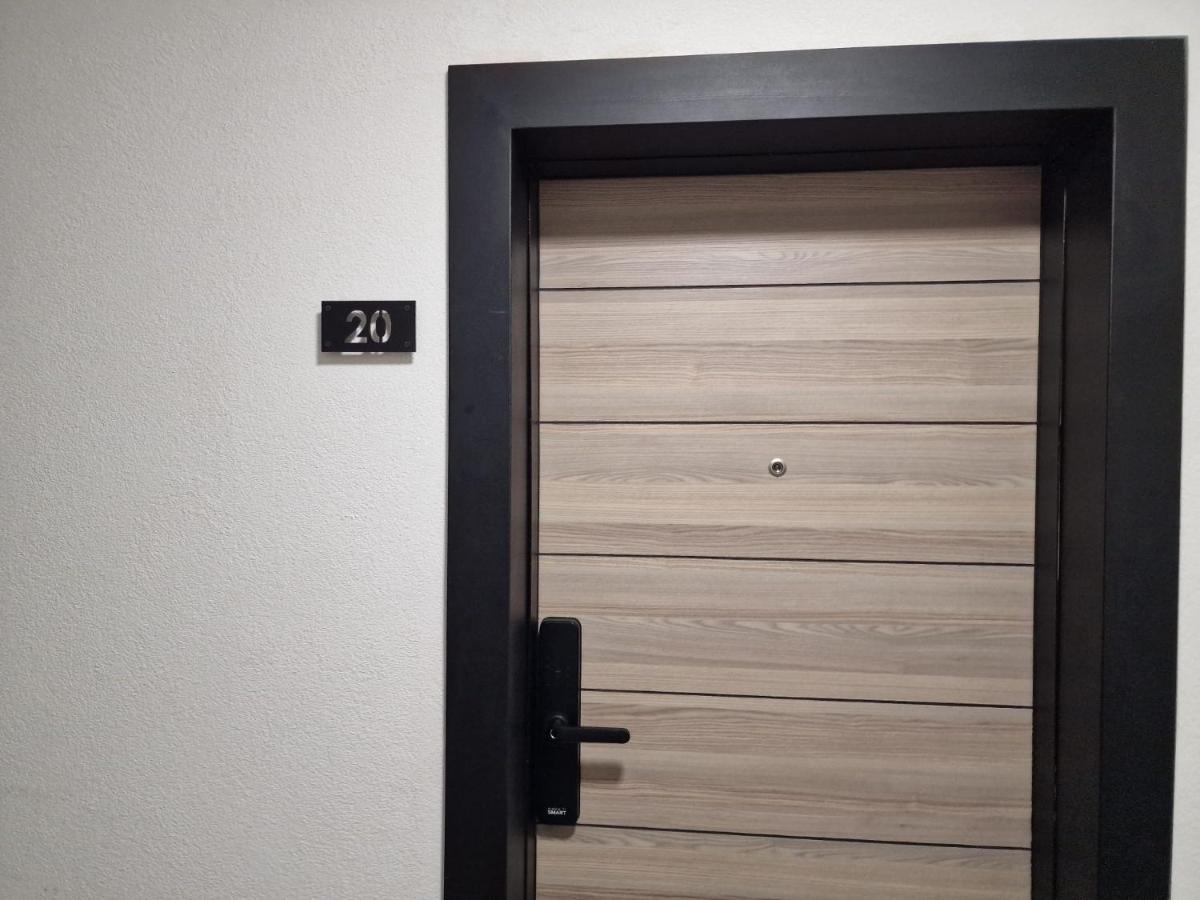 Livia Apartment Navodari Luaran gambar
