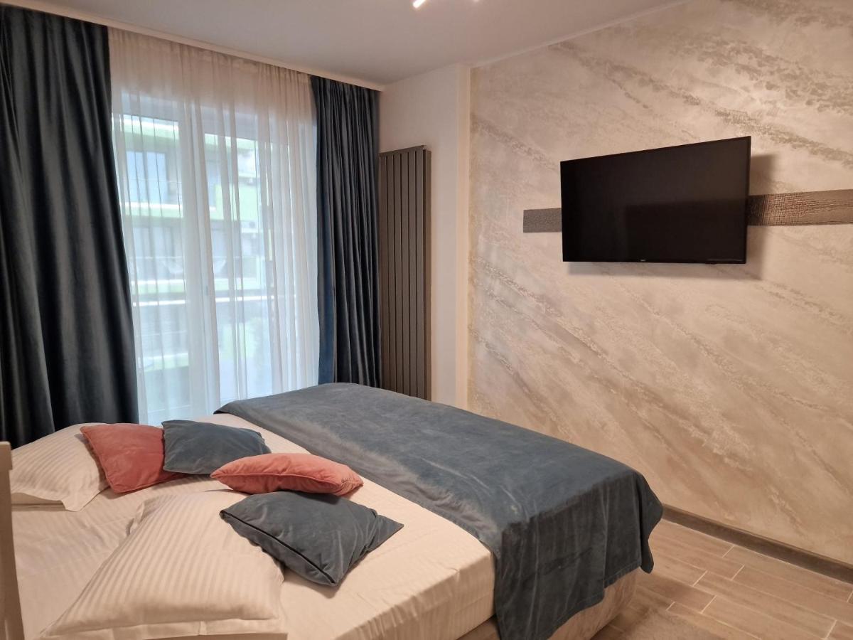 Livia Apartment Navodari Luaran gambar